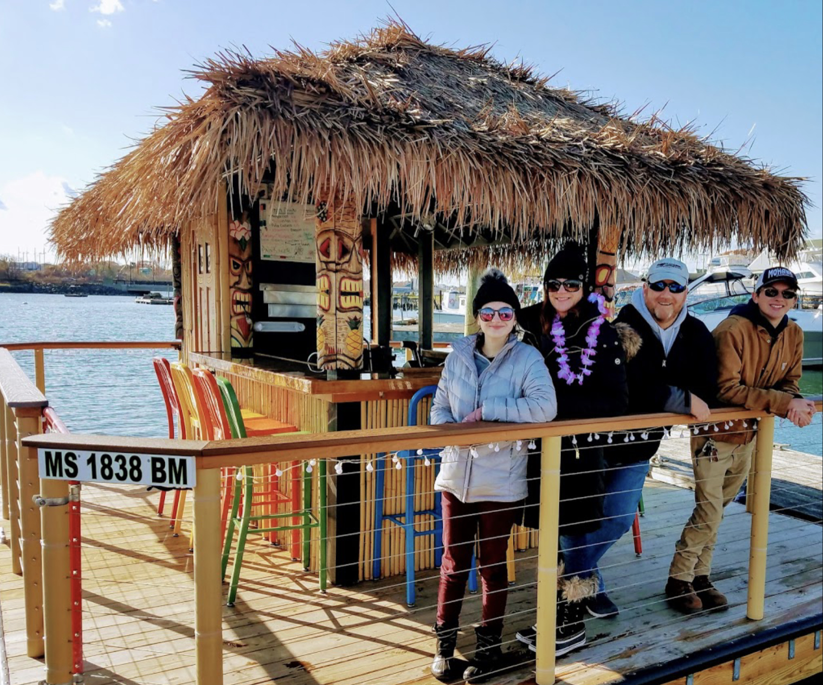 Rent A Floating Motorized Tiki Bar At Massachusetts' Salem Harbor, image size:1658x1380