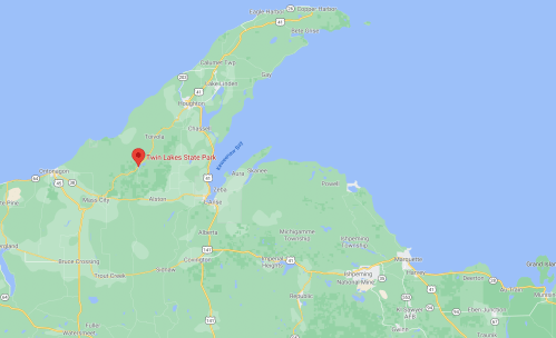 Map showing Twin Lakes State Park in Michigan, highlighting nearby roads and geographical features.
