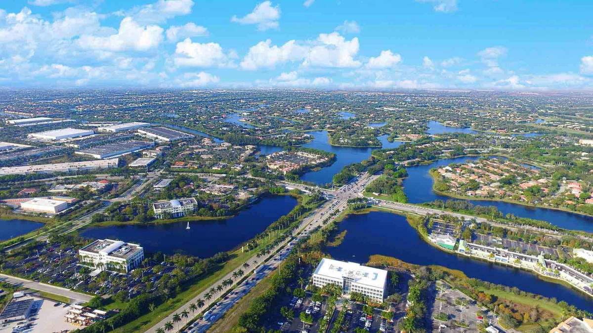 These Are The 10 Safest Cities In Florida To Live