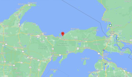 Map showing the location of Munising in Michigan, near Lake Superior and Hiawatha National Forest.