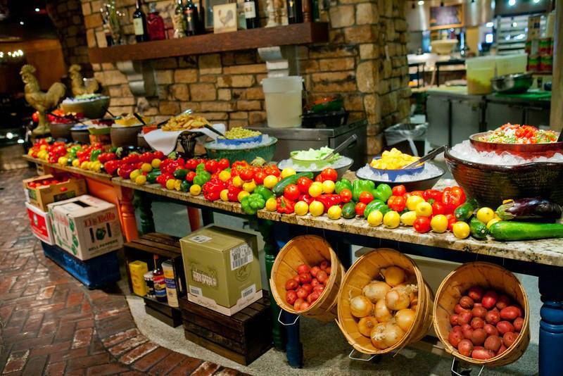Cinzetti's - Italian restaurant in Overland Park, KS
