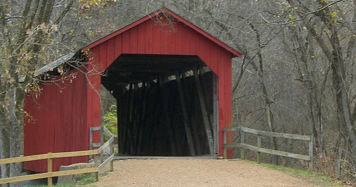 These 4 Beautiful Covered Bridges In Missouri Will Enchant You