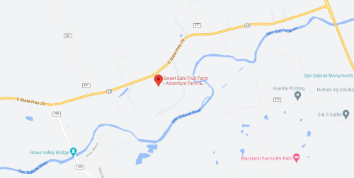 Map showing the location of Sweet Eats Fruit Farm and Adventure Farm, near Rowe Valley Bridge and San Gabriel River.