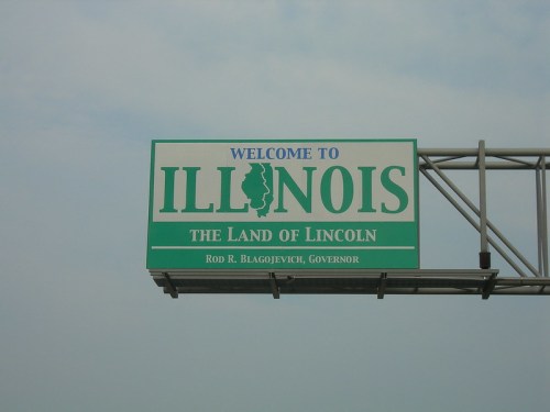 Welcome sign for Illinois, featuring "The Land of Lincoln" and the name of the governor.
