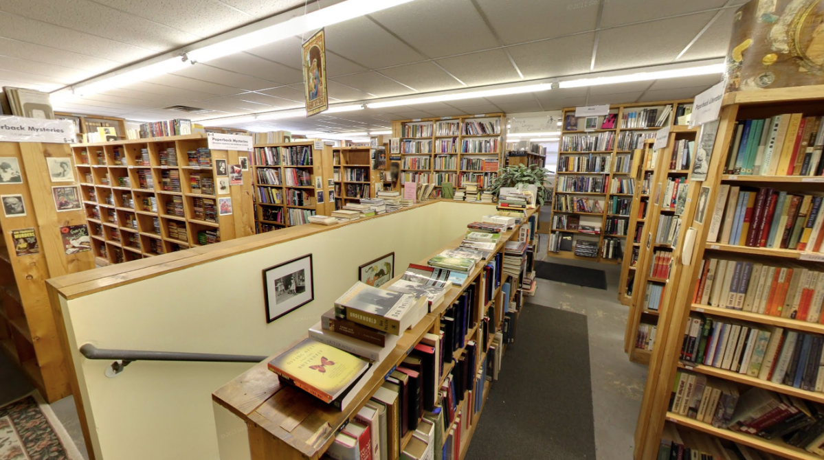 Midway Books Is An Enormous Warehouse Of Used Books In Minnesota