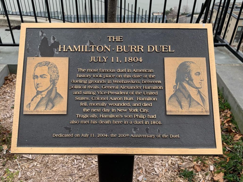 Plaque commemorating the Hamilton-Burr duel on July 11, 1804, detailing its historical significance.