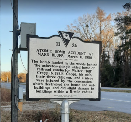 Historical marker detailing the atomic bomb accident at Mars Bluff, March 11, 1958, and its impact on the area.