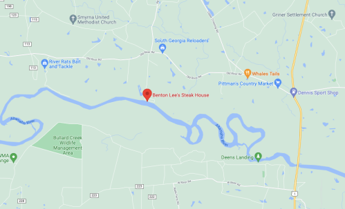 Map showing the location of Benton Lee's Steak House near the river, with nearby landmarks and roads labeled.