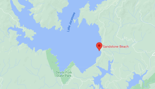 Map showing Sandstone Beach located near Lake Jocassee and Devils Fork State Park.