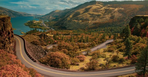 An aerial view of the Rowena Crests along the Columbia Gorge Highway in Oregon on an autumn day.