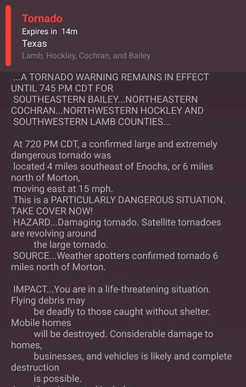 Alert for a tornado warning in Texas, detailing location, danger level, and potential impact on homes and vehicles.
