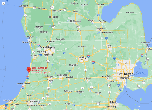 Map of Michigan highlighting the location of Idler Riverboat & Dockside near Benton Harbor.