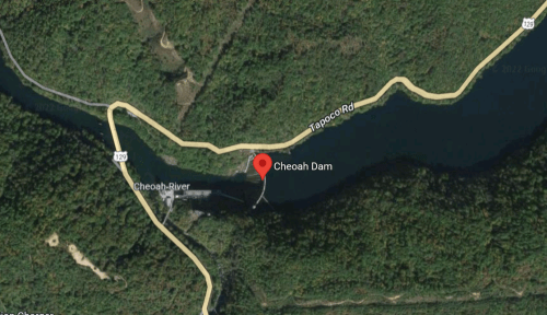 Map showing Cheoah Dam located on the Cheoah River, surrounded by lush greenery and roads.