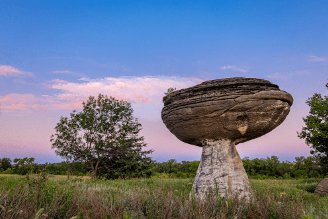 The Smallest State Park In Kansas Is So Gorgeous