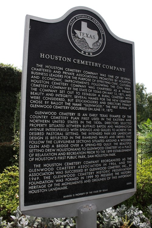 Historical marker for Houston Cemetery Company, detailing its establishment and significance in Texas history.