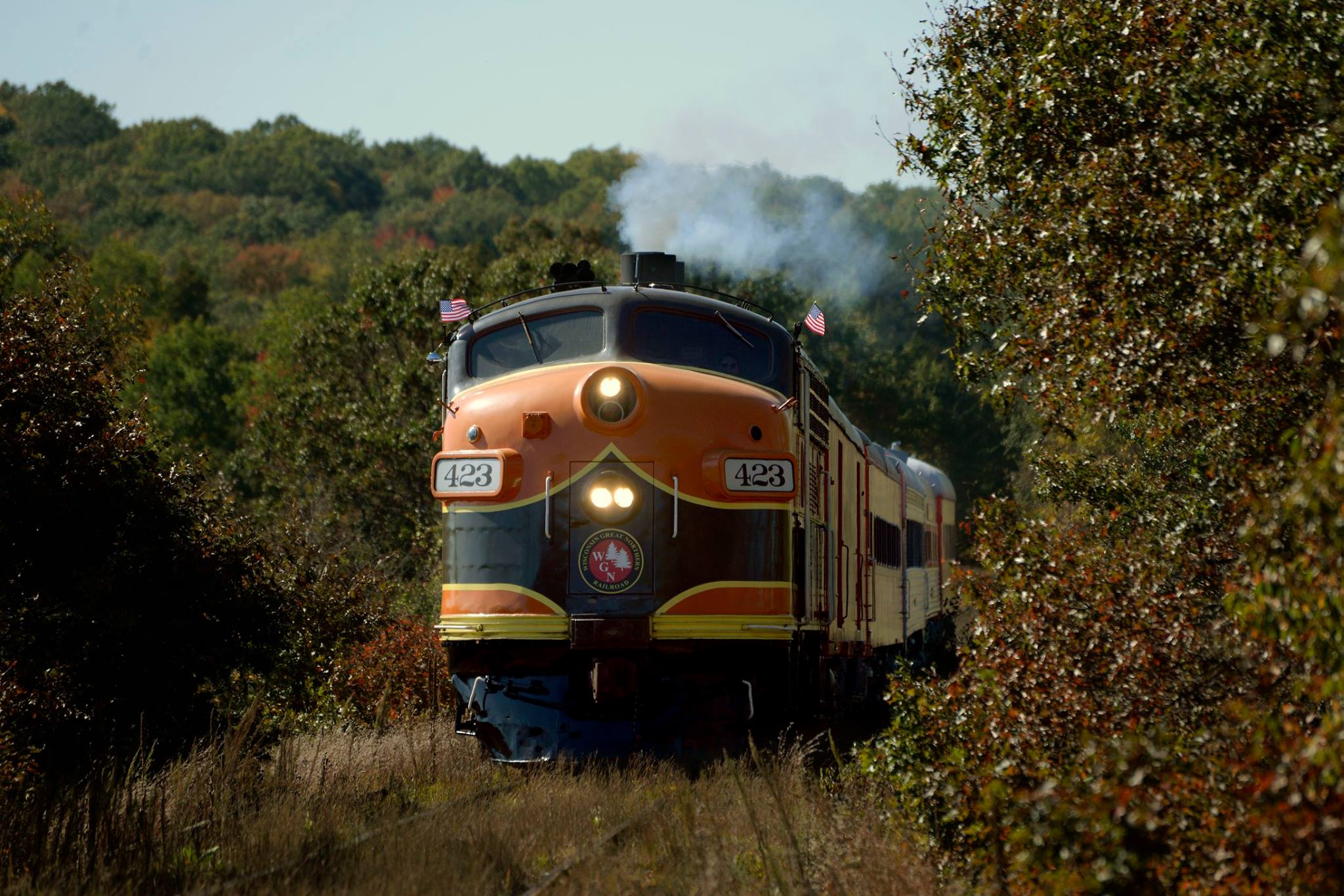 7 Ridiculously Charming Train Rides To Take In Wisconsin This Fall