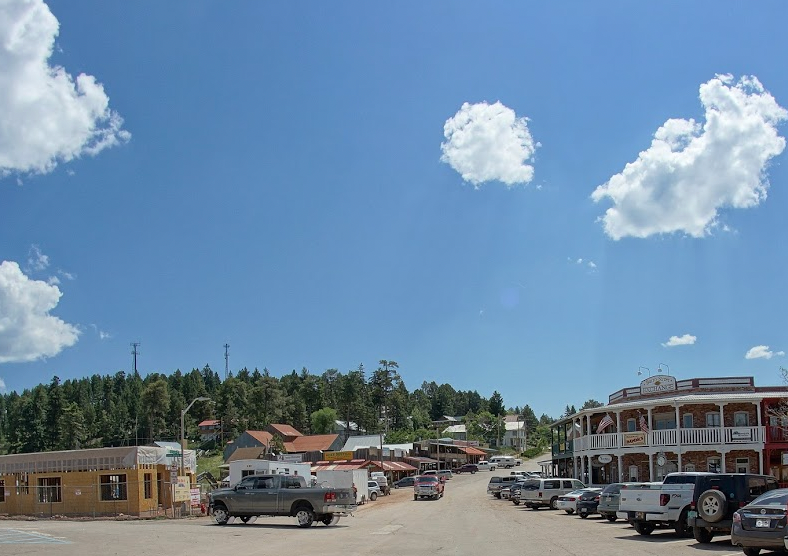 Living Off-Grid In New Mexico Is Possible In This Small Village