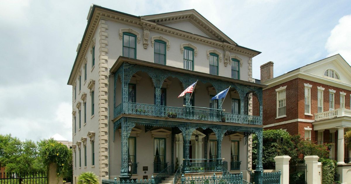 The oldest hotel in South Carolina is also one of the spookiest places you’ll ever stay