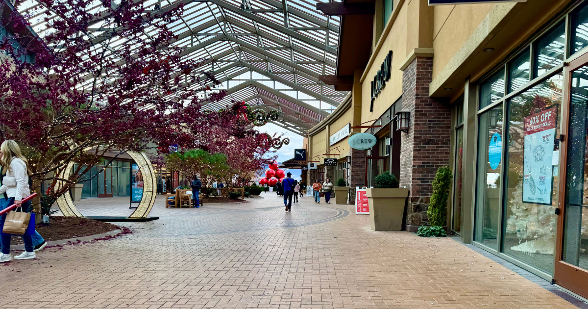nike outlet at traverse mountain