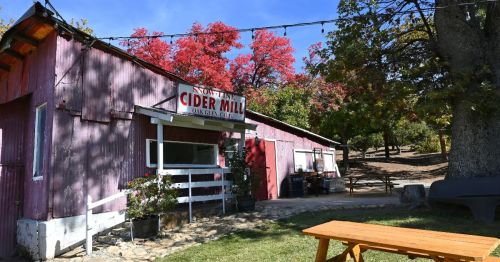 A cider stand in Oak Glen, California