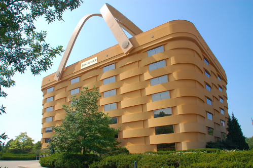 Visit The World's Largest Picnic Basket In Newark, Ohio