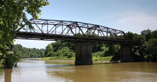 The Columbus Bridge in Mississippi