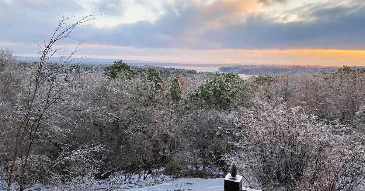 Heber Springs Arkansas Comes Alive During The Winter Season