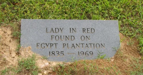 Grey gravemarker of Lady in Red Found On Egypt Plantation in Lexington, MS