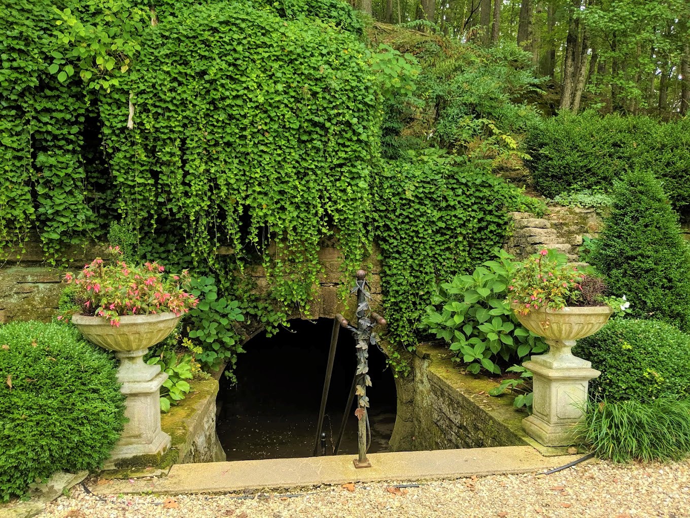 Grotto Spring Natural Spring Grotto