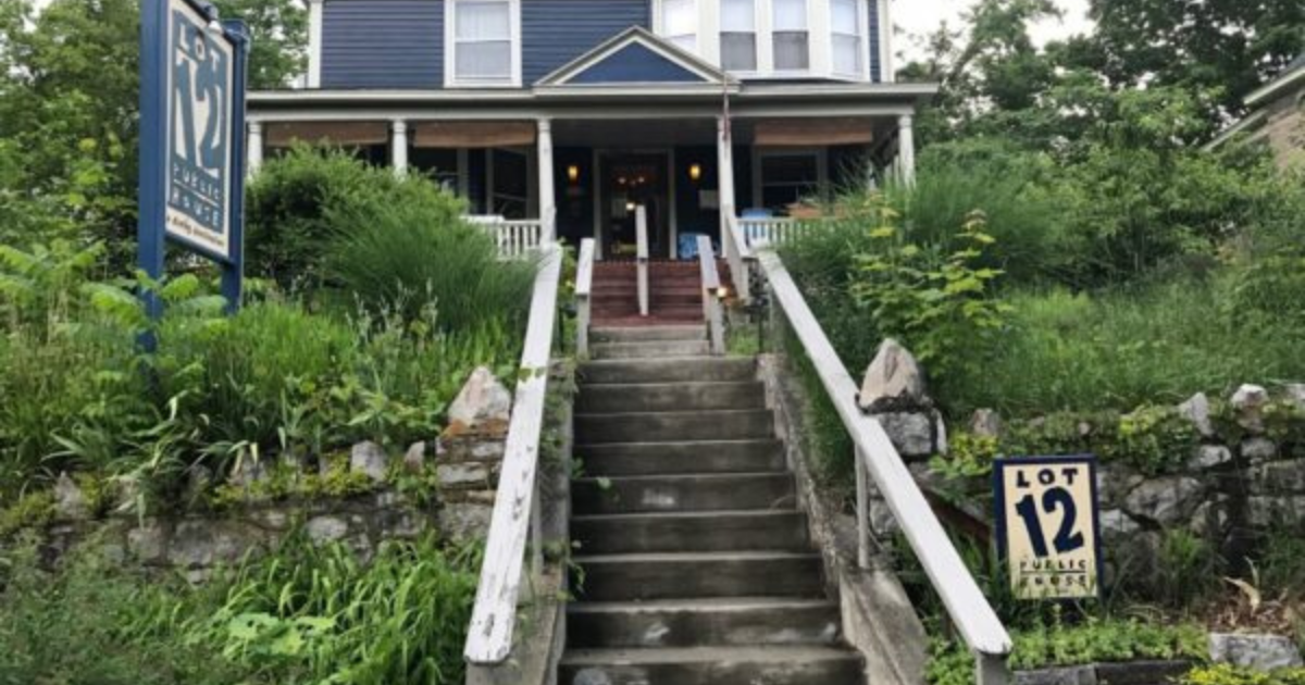 few-people-know-one-of-the-nicest-restaurants-in-america-is-hiding-in