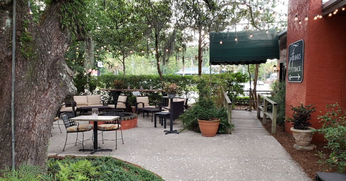 Few People Know One Of The Nicest Restaurants In America Is Hiding In