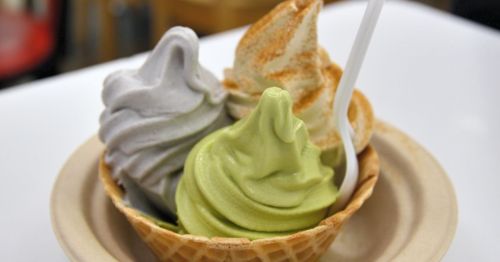 Soft serve ice cream