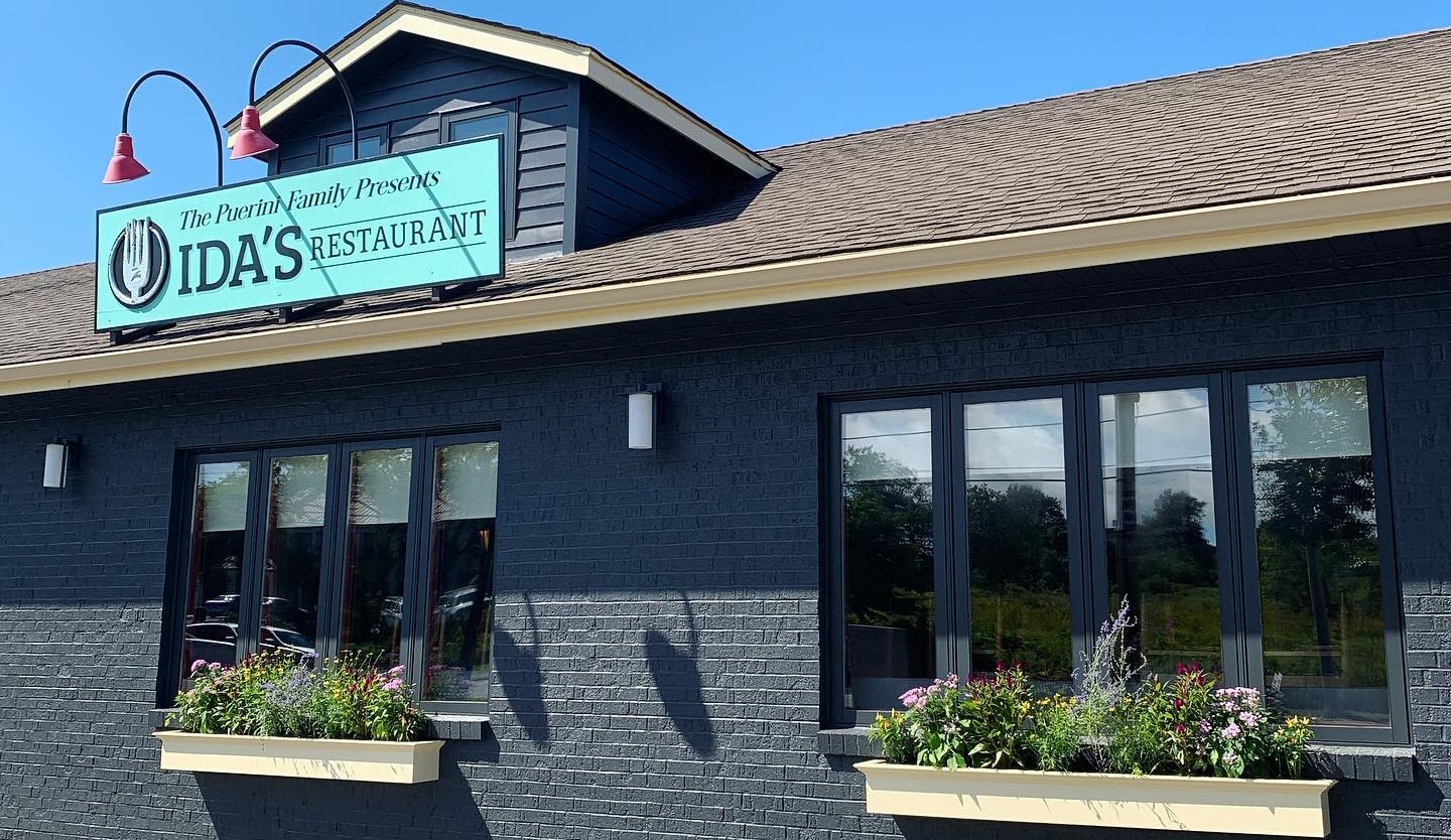 It Should Be Illegal To Drive Through Middletown, Rhode Island Without