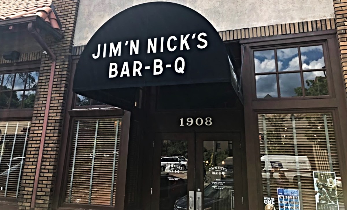 Alabama Restaurant With Free Food: Jim 'N Nick's Bar-B-Q