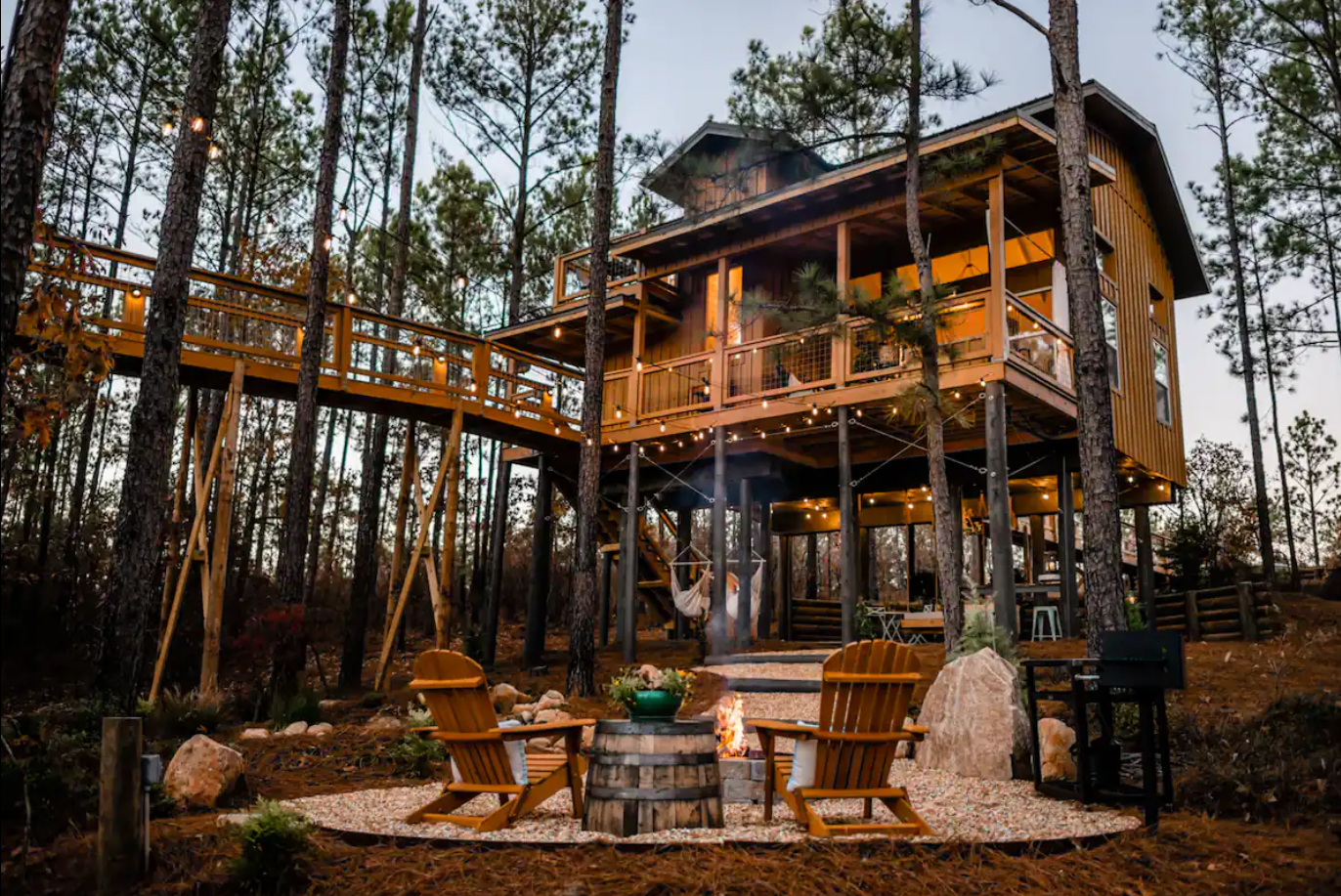 This Vacation Rental Near Columbus, GA Is Stunningly Luxurious