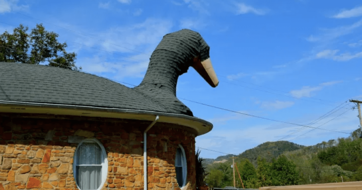 goose house写真 Mother Goose House - Atlas Obscura