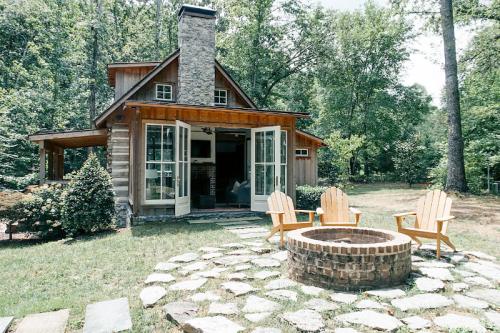 16 Best Cabins in Tennessee: Cozy, Beautiful Rentals for Every Budget