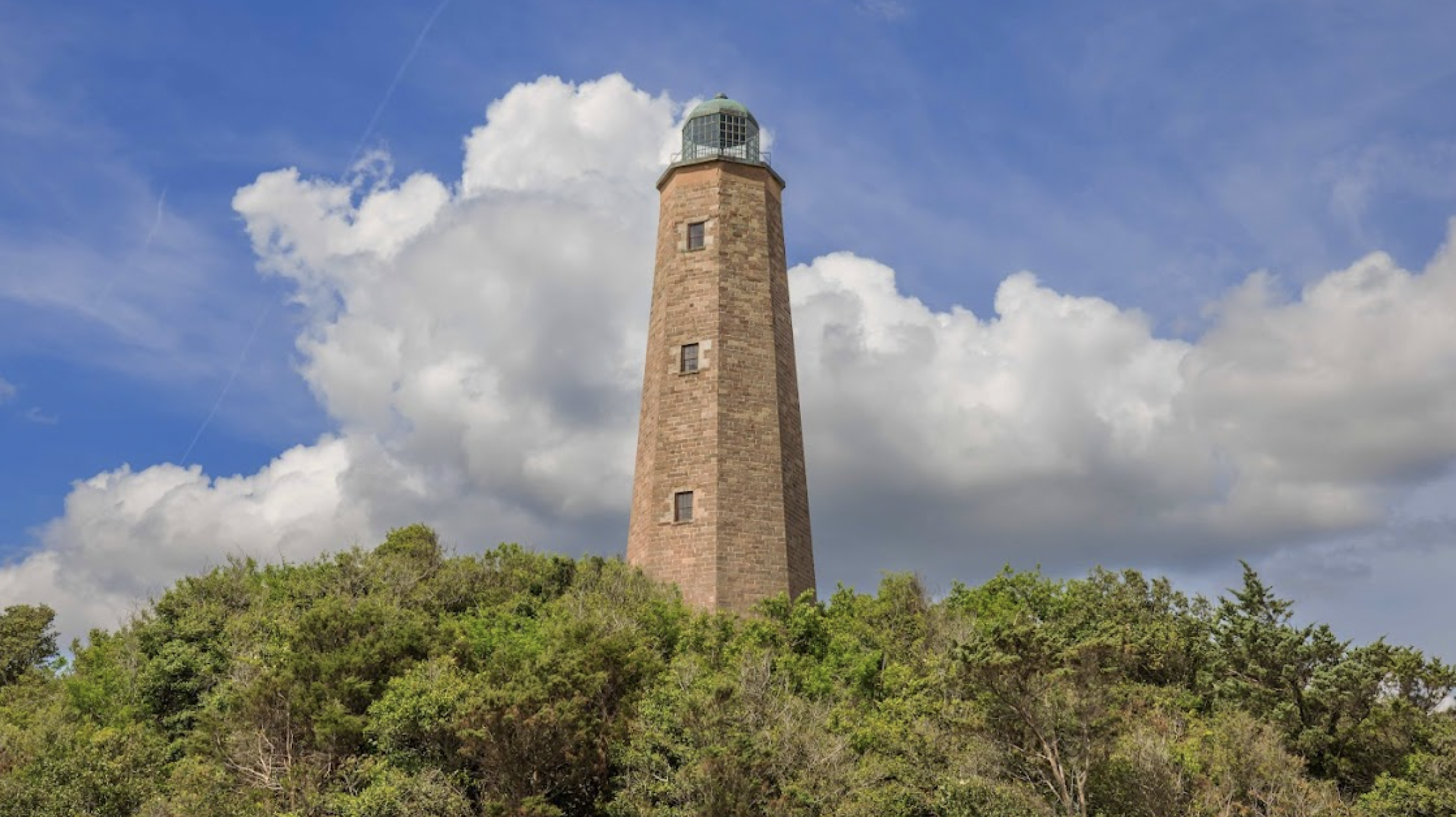 Wooden Lighthouse with Base - 6 Feet, image size:2228x1250