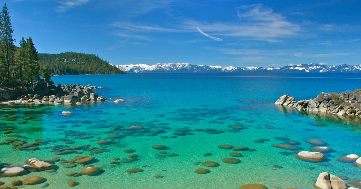 17 Crystal-Clear Lakes Across The US For Your Bucket List