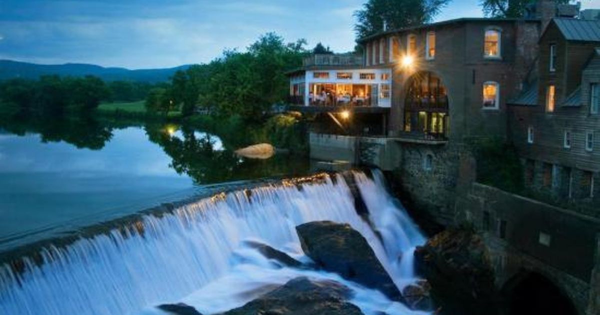 Must-Visit: 13 Best Restaurants In Vermont
