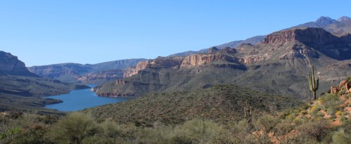 Discover Apache Lake: Arizona's Perfect Summer Day Trip