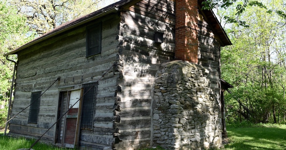One Of The Oldest Buildings In Iowa Predates The Civil War And Is Now