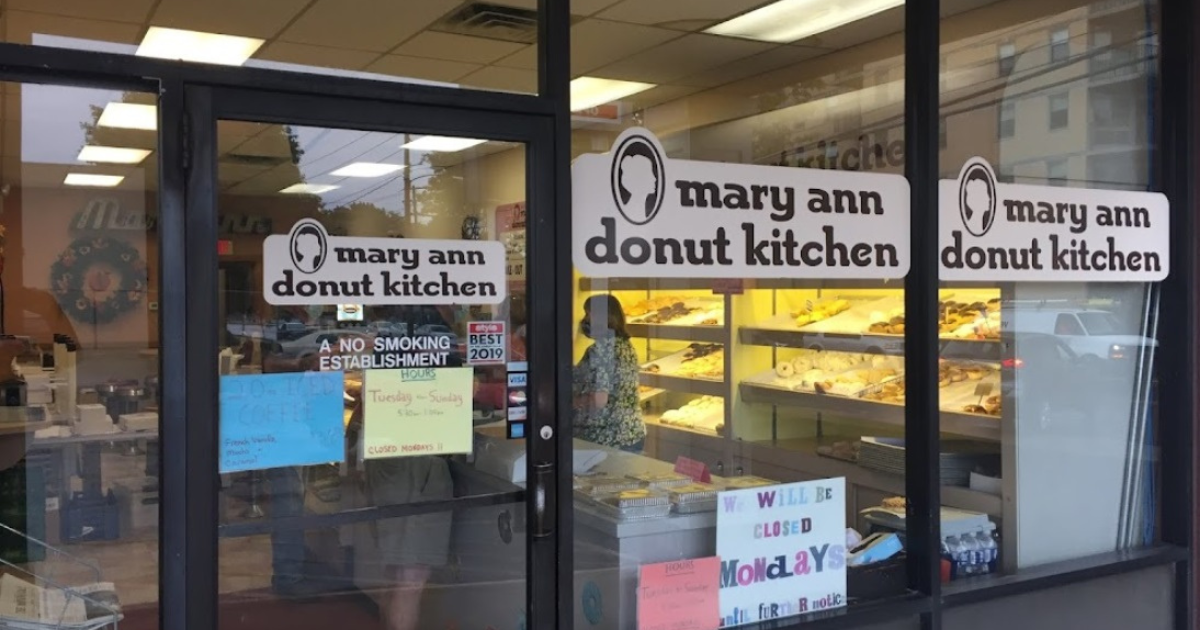 The Donuts From Mary Ann Donut Kitchen In Pennsylvania Are So Good ...