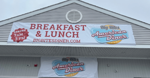 Banner for Big Bites American Diner, advertising breakfast and lunch served from 7 AM to 3 PM.