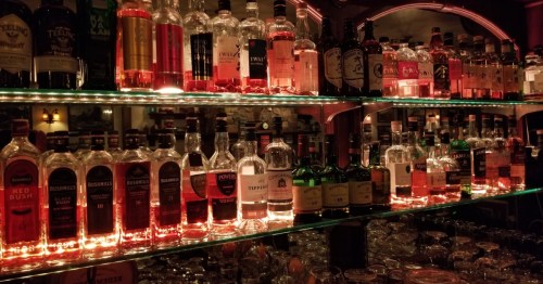alt