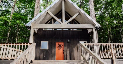 exterior of a modern treehouse in Saint Amant, Louisiana