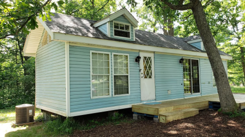 Unique Places to Stay in Wisconsin: 17 Cool & Quirky Rentals