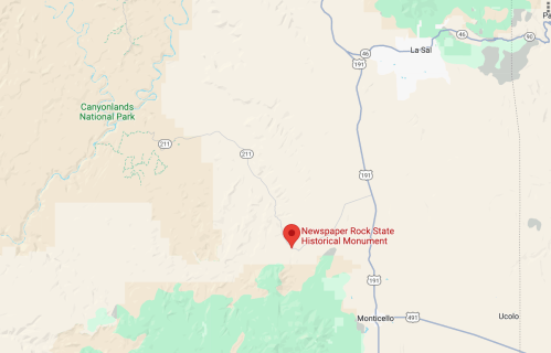 Map showing the location of Newspaper Rock State Historical Monument near Canyonlands National Park in Utah.