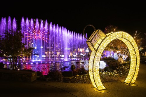 Best Christmas towns in Tennessee