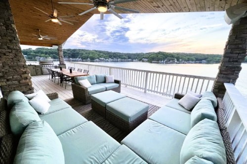 Unique Getaways in Missouri